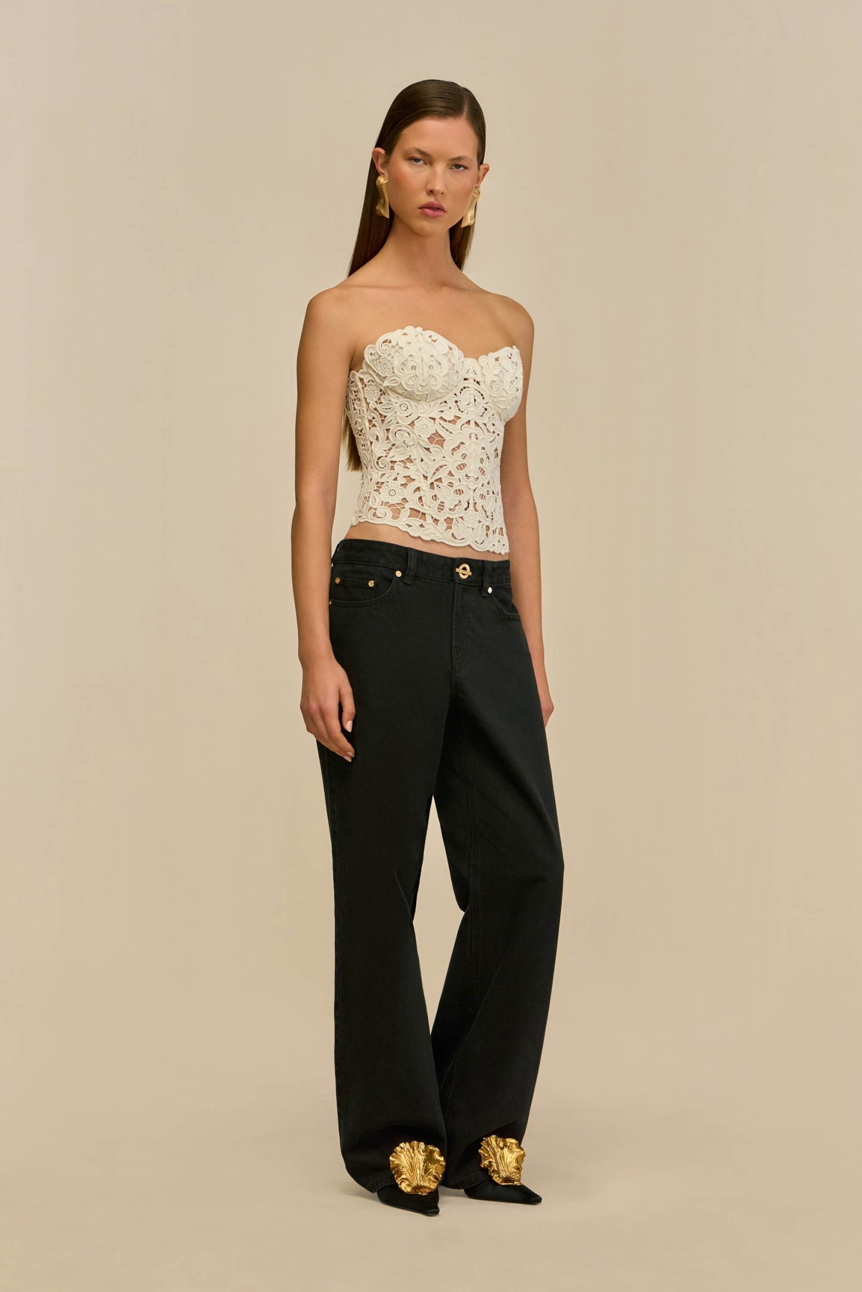 251013_DR_CULT_GAIA_R26_ECOM_61_ZAIRE_TOP_OW_ROSELLA_PANT_BLK_0067_WEBBED-scaled