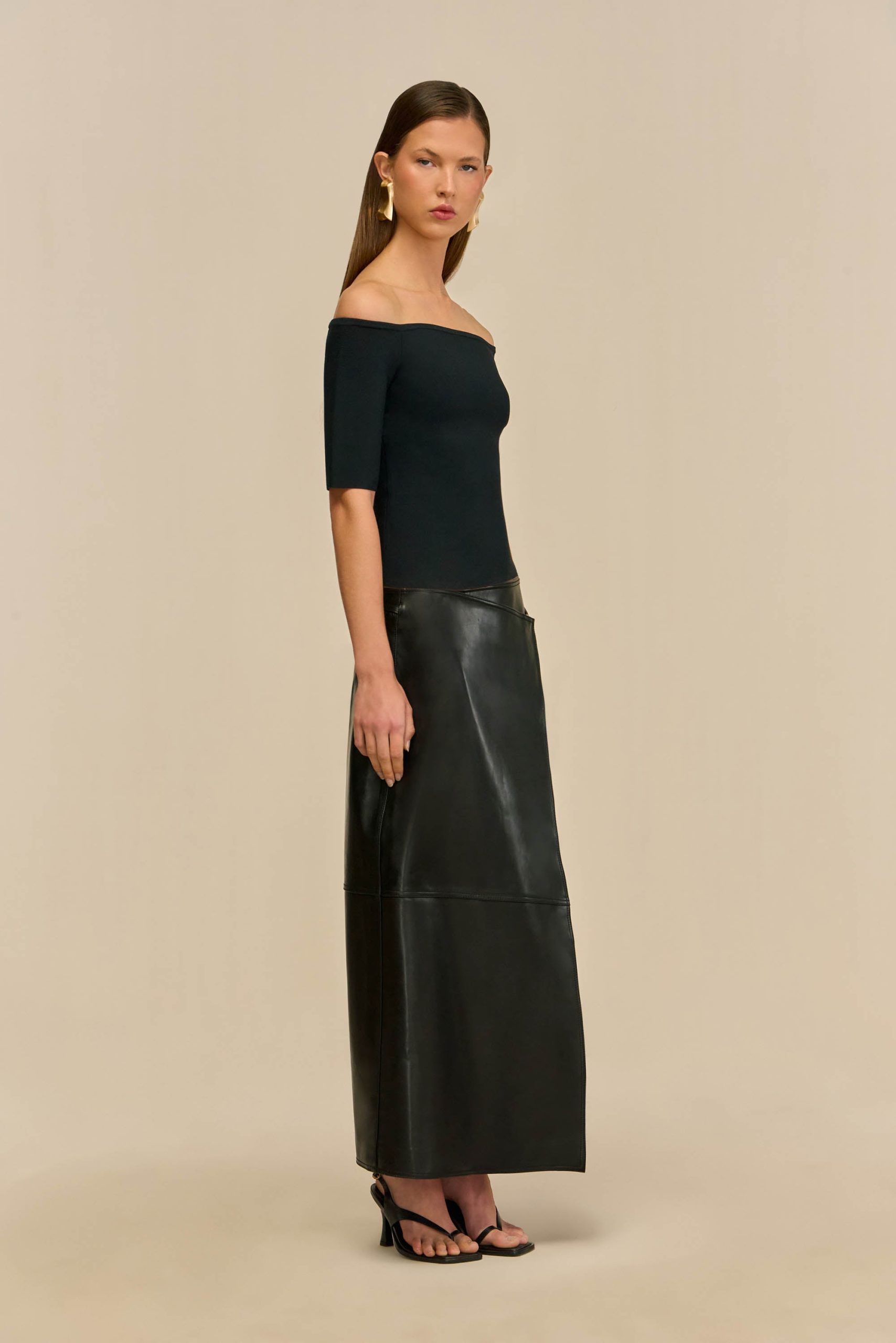 251013_DR_CULT_GAIA_R26_ECOM_98_SANDERS_TOP_BLK_COSMO_SKIRT_BLK_0040_WEBBED-scaled