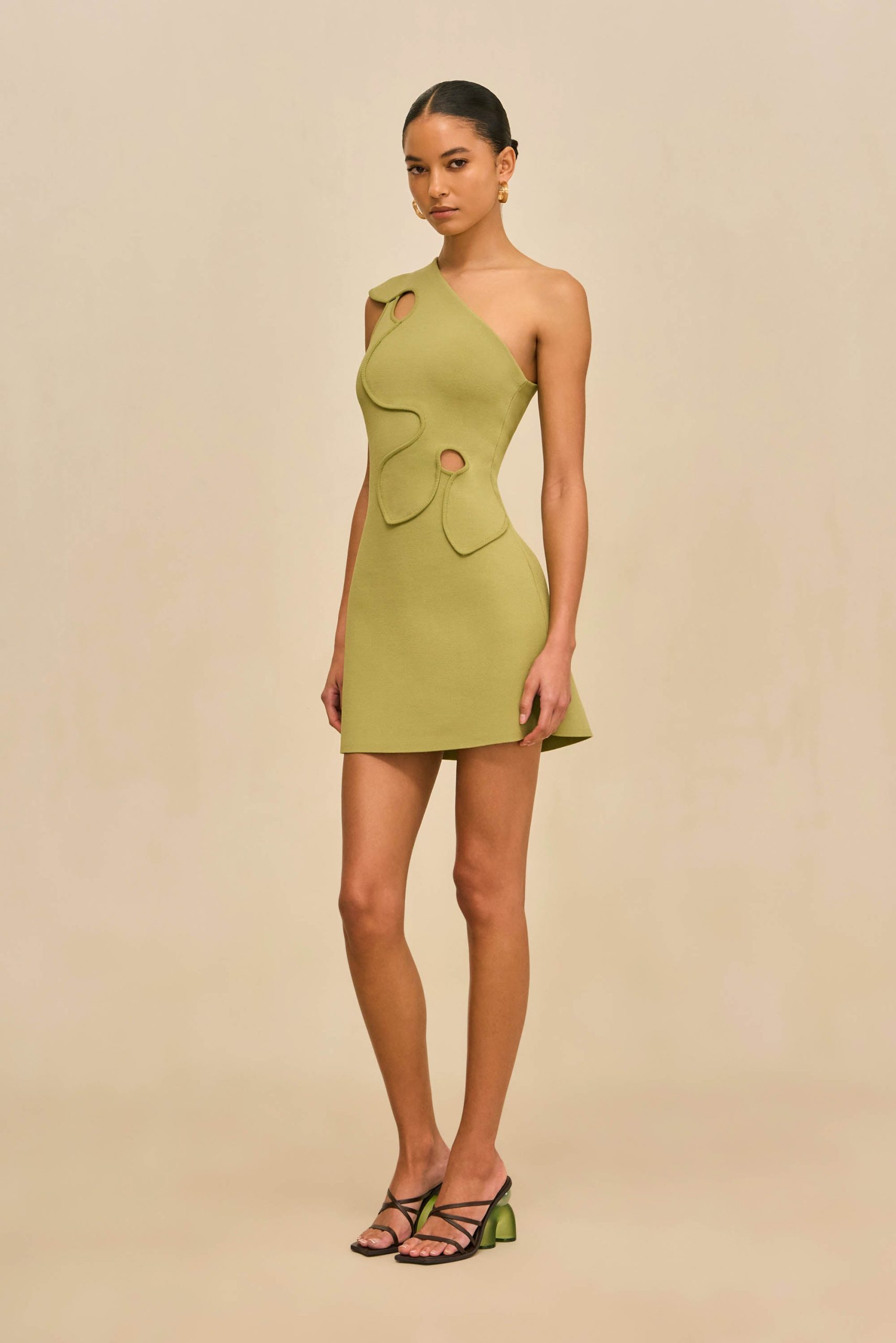 260121_DR_CG_SP_HS26_RESHT_82_LABELLA_DRESS_GRN_0024_WEBBED-scaled