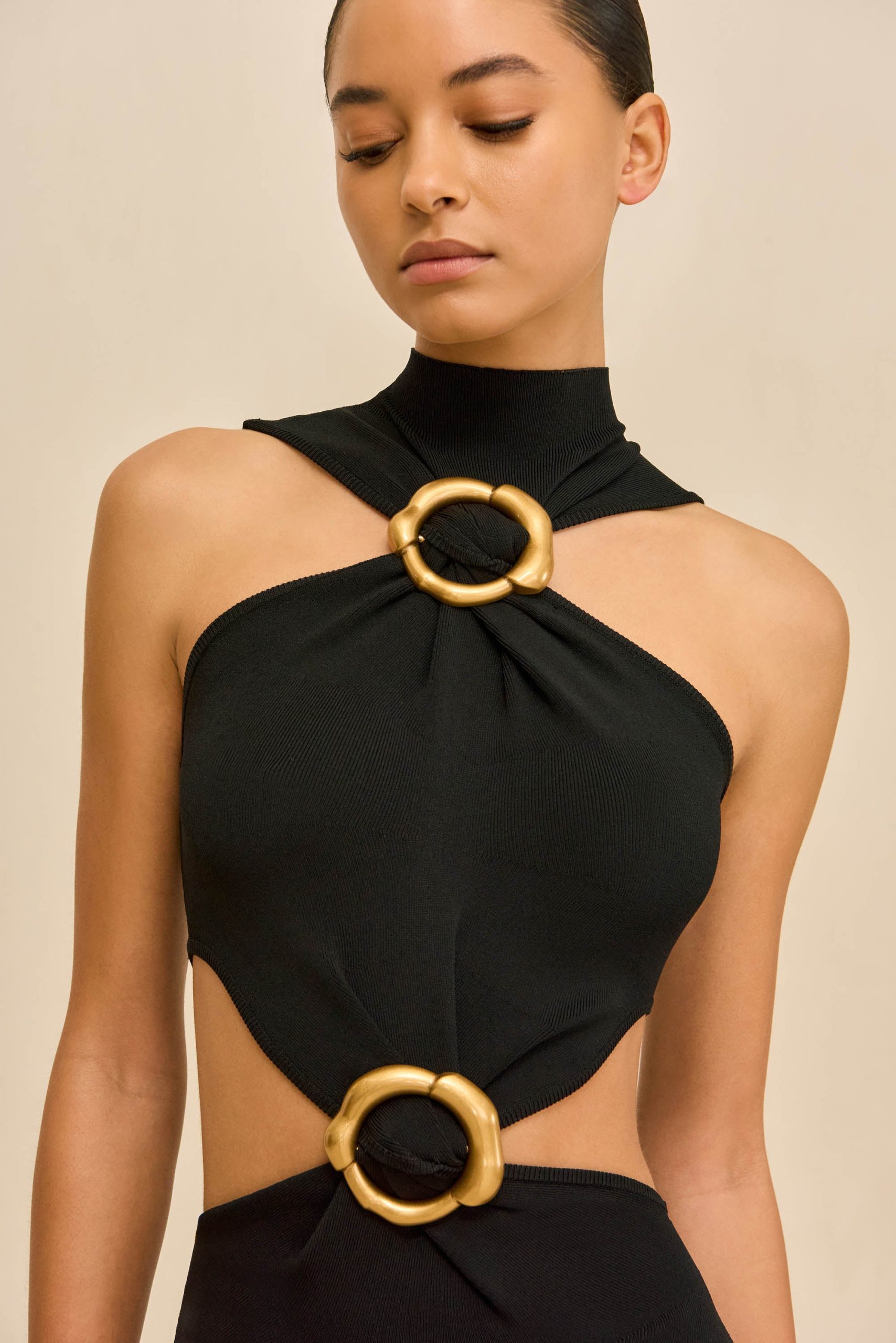 260121_DR_CG_SP_HS26_RESHT_86_AMBAR_KNIT_DRESS_BLK_0024_WEBBED-scaled