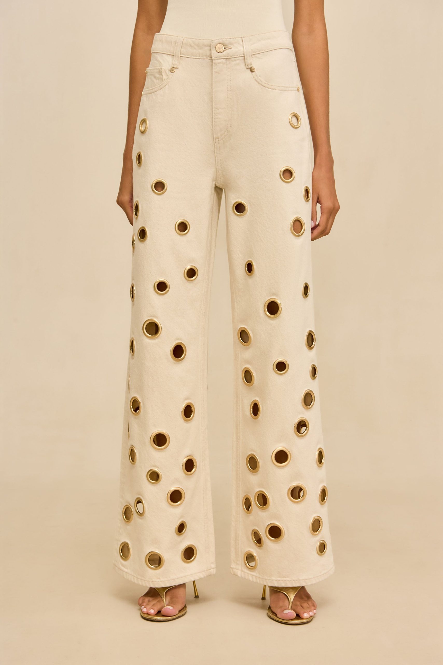 260122_DR_CG_SP_HS26_RESHT_157_MINNIE_BODYSUIT_WHT_JAIDEN_PANT_0017_WEBBED-scaled