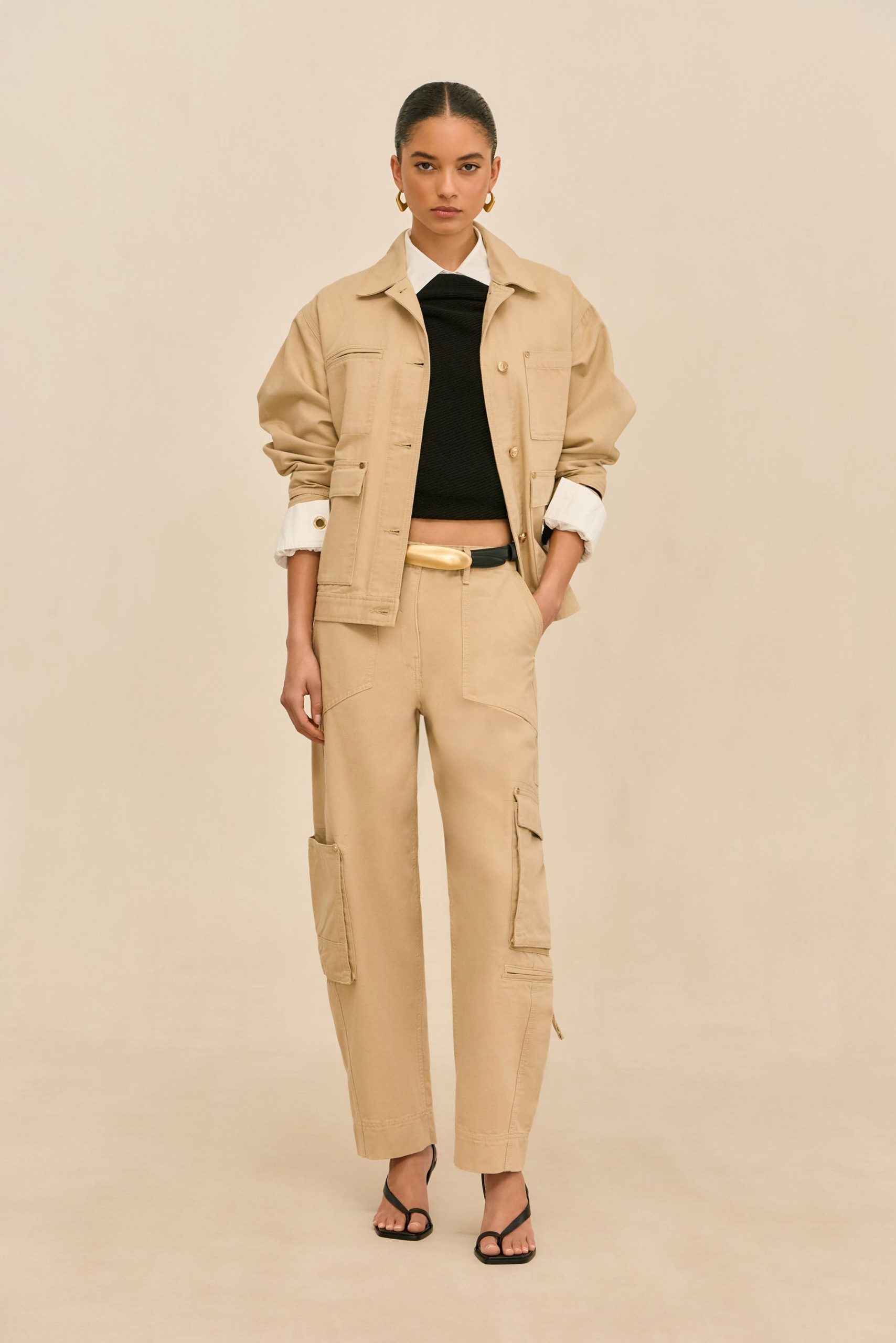 260319_DR_CG_42_XIA_PANT_VEGA_JACKET_0013_WEBBED-scaled