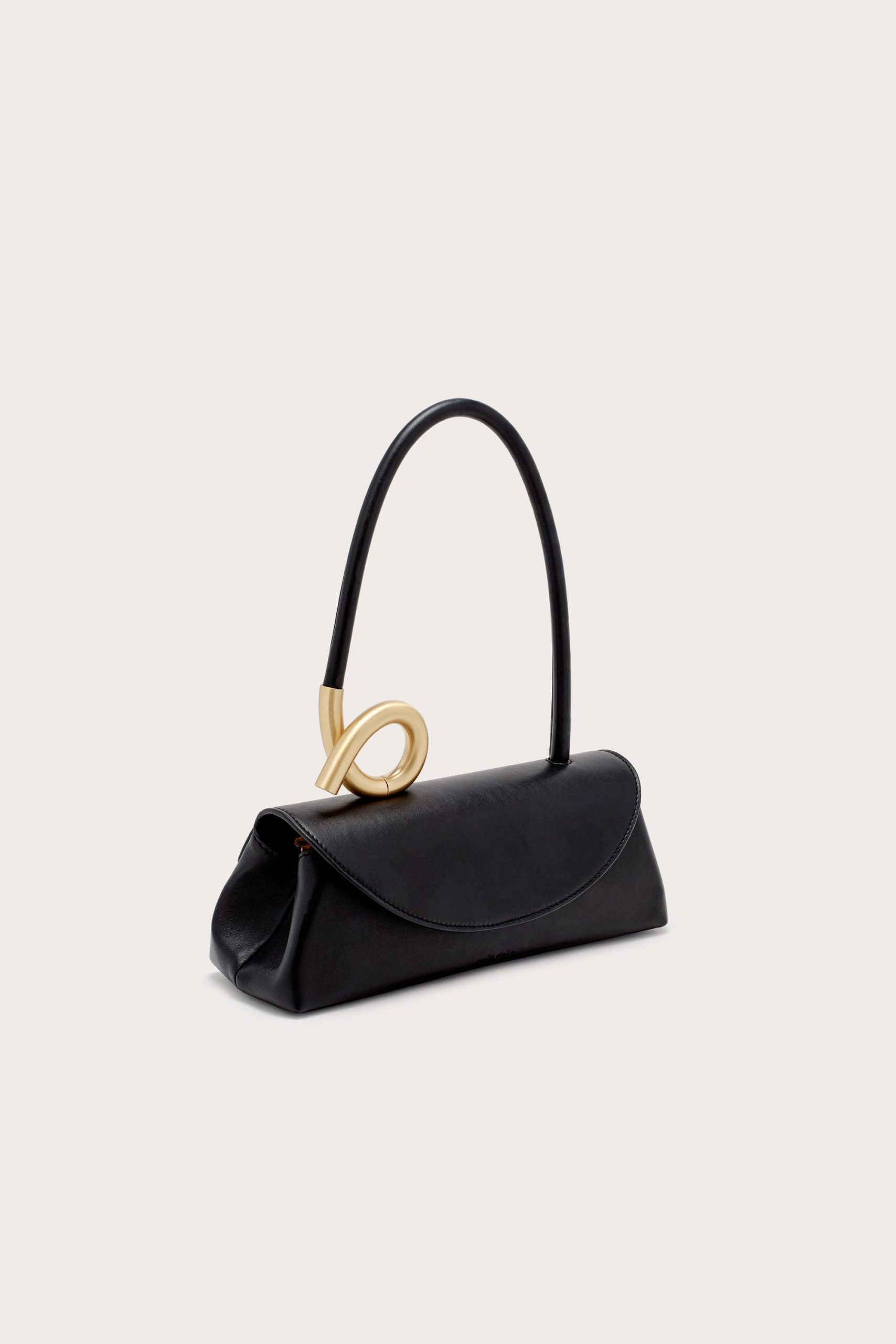 AZARIAHSHOULDER_BLK_AZARIAHSHOULDER_BLK_250924_CultGaia__R26-AX__10082_WEBBED-scaled