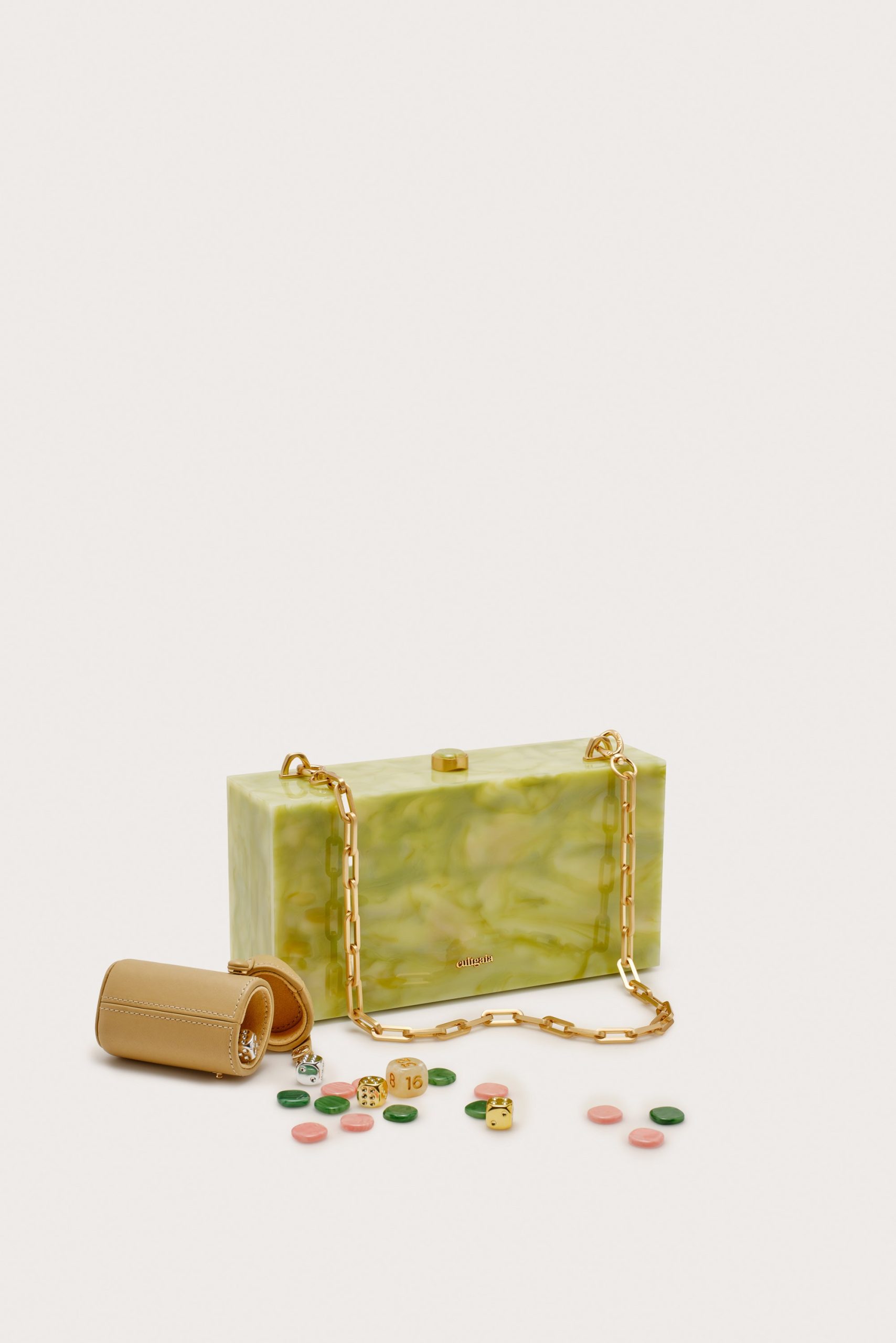 BACKGAMMONCLUTCH_DMGA_260108_Cult-Gaia_Product14430_WEBBED-scaled