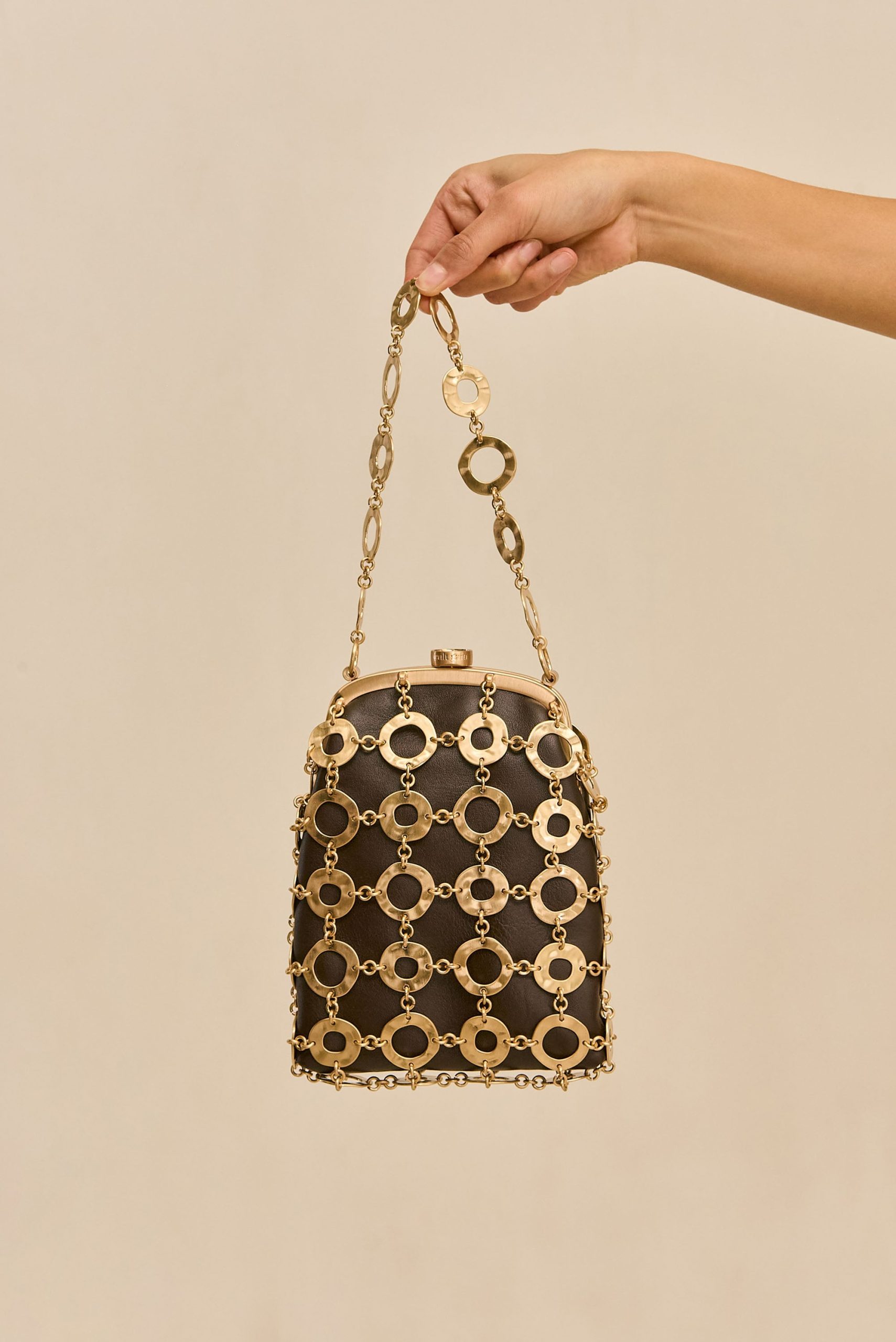 BRIELLEWRISTLET_251117_DR_CG_PF26_LB_80_BAGS_0046_WEBBED-scaled