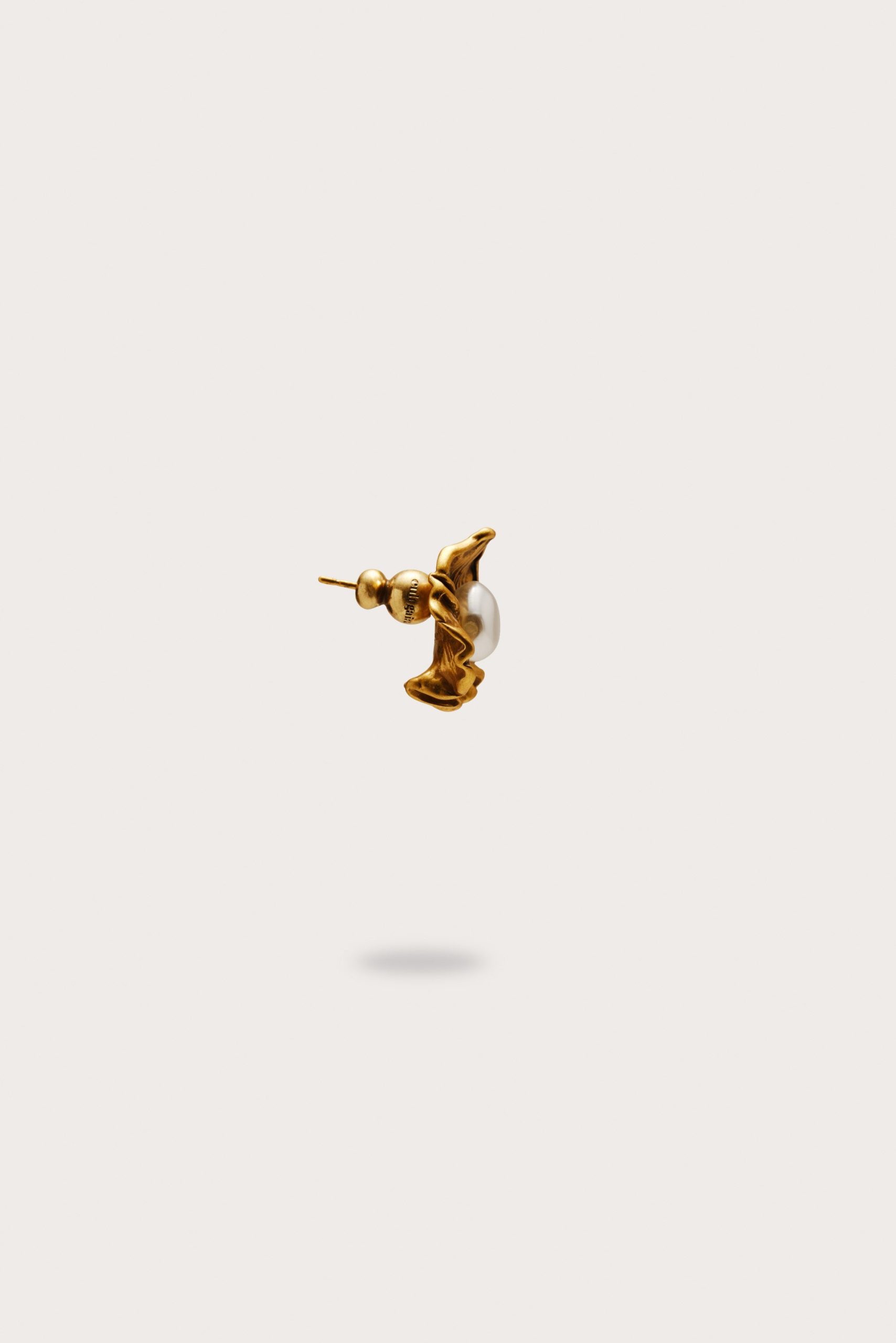 IRISPERLAMINIEARRING_260427_CultGaia_Product-PF2620293_WEBBED-scaled