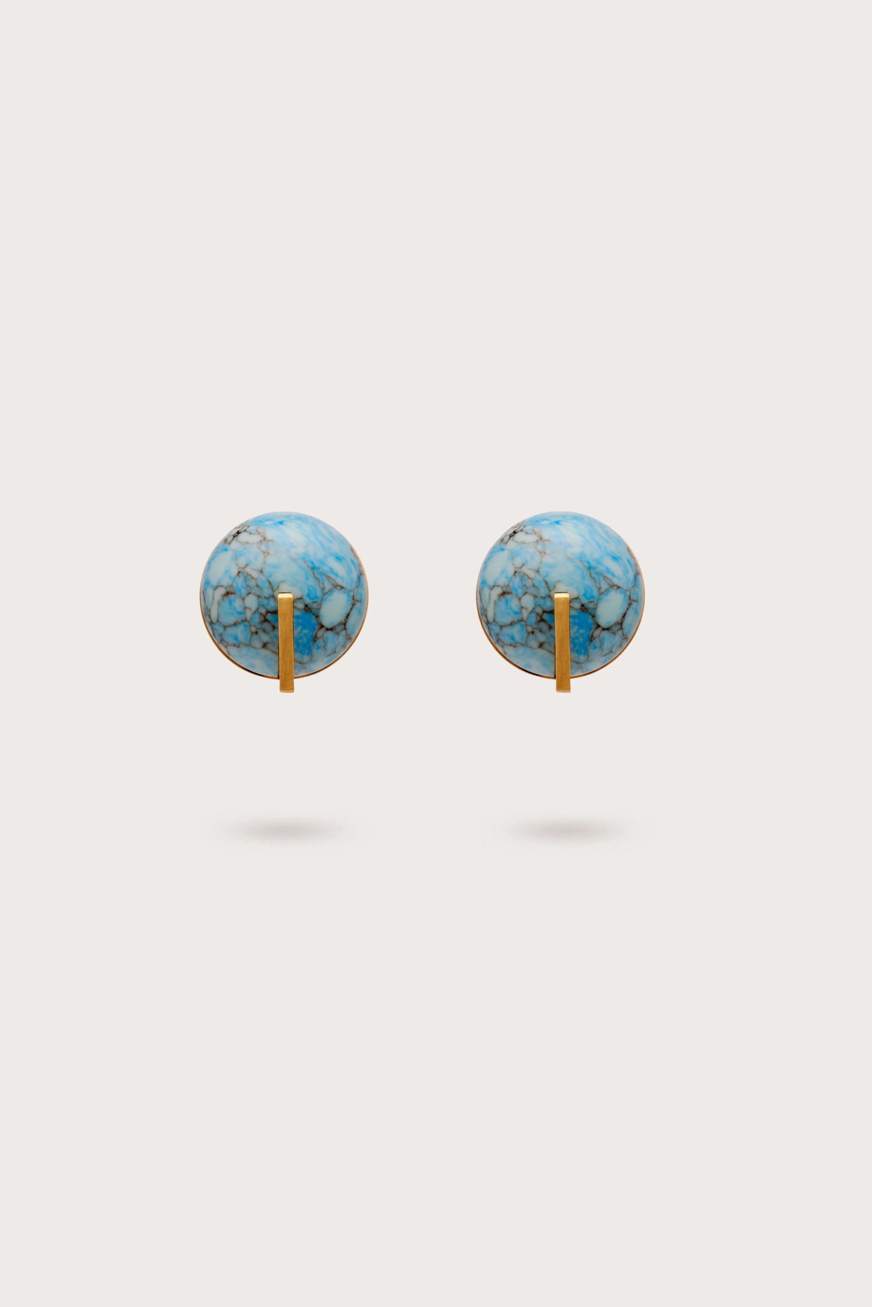 UNA EARRING